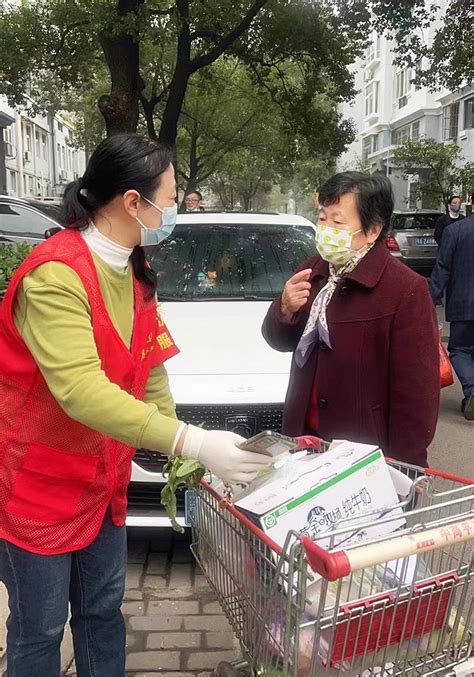 用心用情用力！武昌居民纷纷为这些下沉党员竖起大拇指