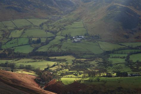 Outerside Scar Crags Causey Pike AnnieB2010 Flickr