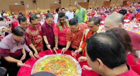 Yee Sang Simbol Perpaduan Malaysiaaktif