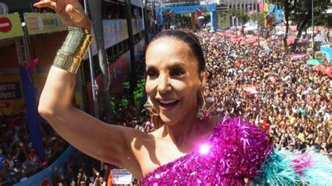 Desistir Ivete Sangalo volta a se manifestar após choro e