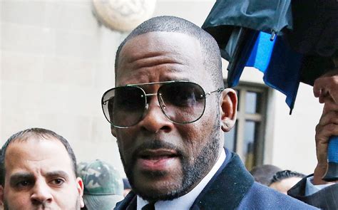 R Kelly Revelan Cómo Operaba El Cantante Acusado De Abuso Sexual Grupo Milenio