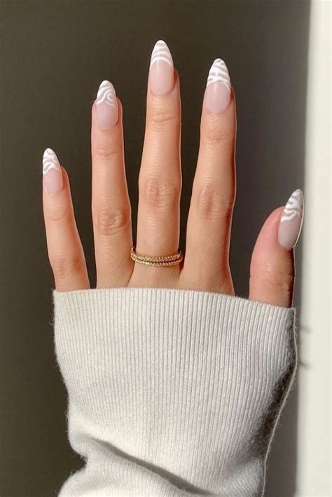 55 Classy French Tip Nails And Ideas For Medium Nail Length Nägel