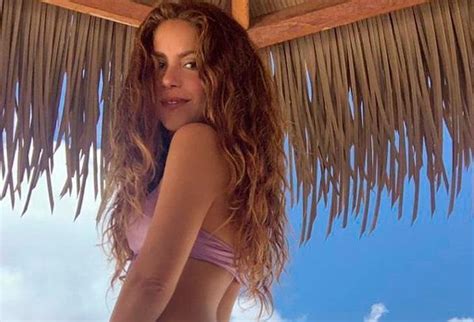 Enciende Las Redes Shakira Con Sensuales Fotos En Bikini Telediario Costa Rica