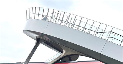 How Knight Architects Innovative Footbridge Is Replacing Level