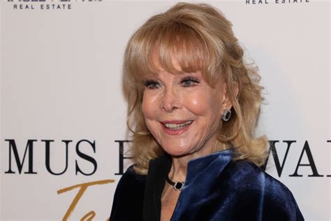 'I Dream of Jeannie' Actress, 91, Is Ageless in New Pics - Parade