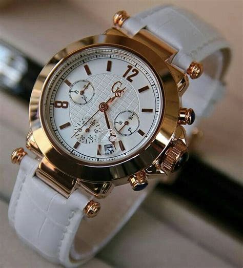 BANTING HARGA Jam Tangan Wanita Guess Chrono Aktif Rp 250 000