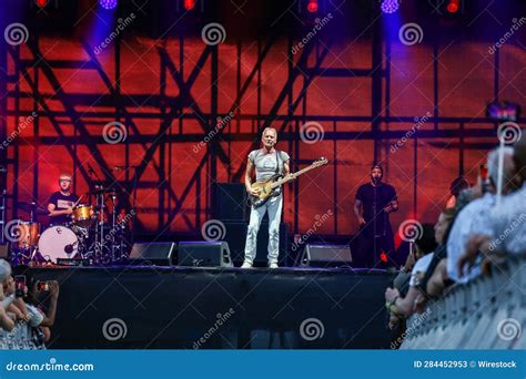 Sting Performing On Stage At The Bedford Park Concerts Series In