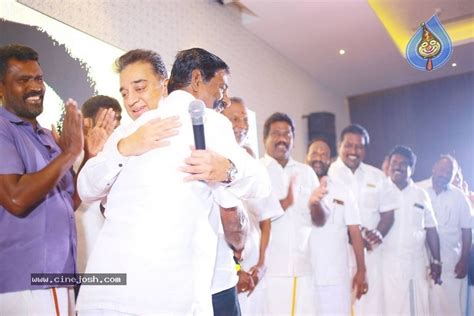 Kamal Haasan Political Party Announcement Stills Photo 4 Of 21