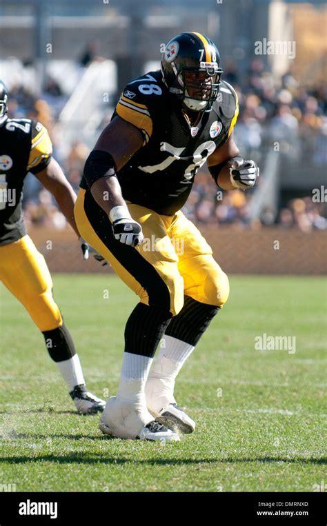 Pittsburgh Steelers Offensive Lineman Max Starks In Pass