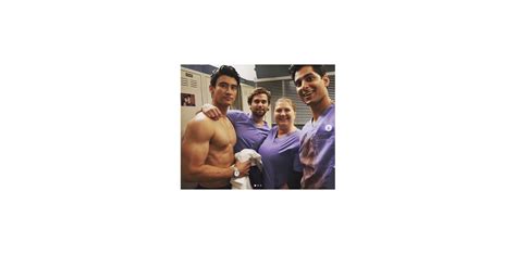 Grey S Anatomy Le Nouveau Chirurgien Gay S Affiche Torse Nu Purepeople
