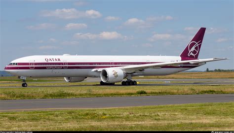 A7 BAC Qatar Airways Boeing 777 3DZER Photo By Mehmed Bekir Cakmak ID