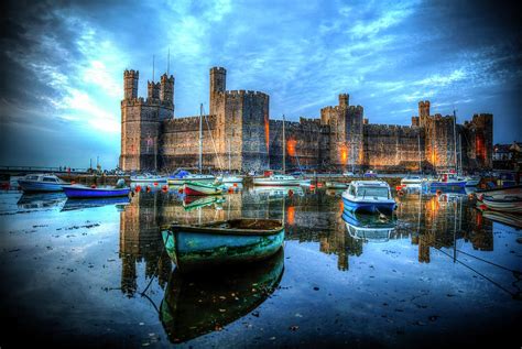 Caernarfon Castle At Night Photograph by Paul Thompson - Pixels