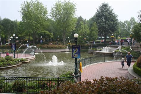 Disneyland Paris Water Fountain By Melissacupcake On Deviantart