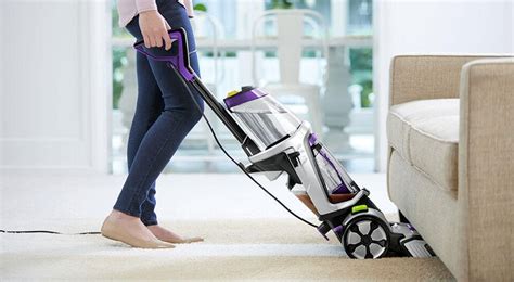 Carpet Cleaning – The Best Way to Deep Clean | BISSELL®