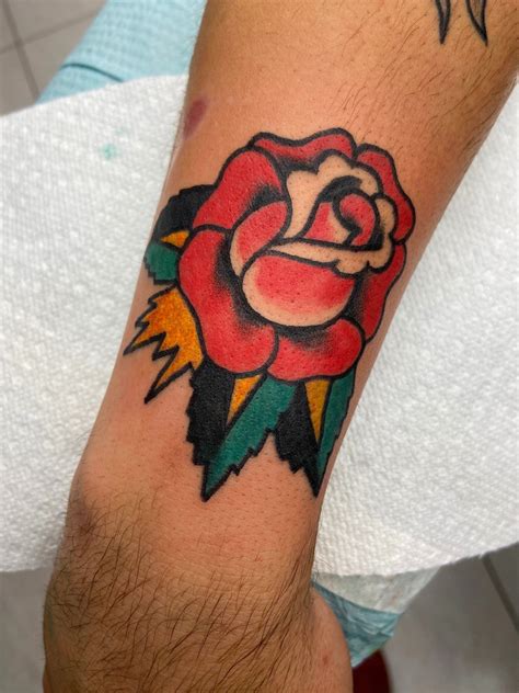 Claire Whaling Tattoo Artist Southern Star Tattoo Atlanta Ga