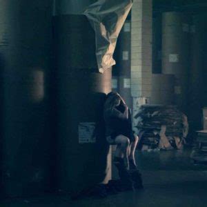 Elisabeth Moss Sex Scene From The Handmaid S Tale Series Scandal Planet