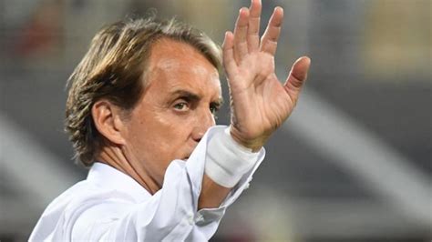 Addio Alla Nazionale Roberto Mancini Risponde Alle Accuse Business It