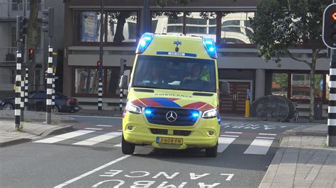 Luchthoorn Verschillende Ambulances Met Spoed Naar En Van