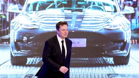 Tesla An Der Börse Tesla Aktie Stürzt Auf Zwei Jahres Tief Golem De