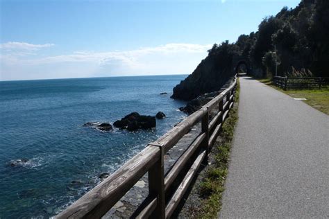 Le Piste Ciclabili E Ciclovie Pi Belle Della Liguria