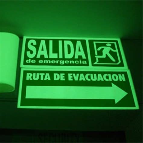 Rotulos Salidas De Emergencia Fondo Fotoluminiscente