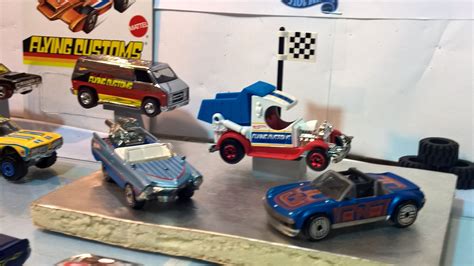 Hot Wheels FLYING CUSTOMS Series Matchbox Diorama Hot Wheels Flying Toy Car