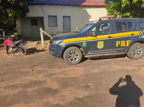 Em Monte Alegre do Piauí PI Adolescente é apreendido pela PRF uma