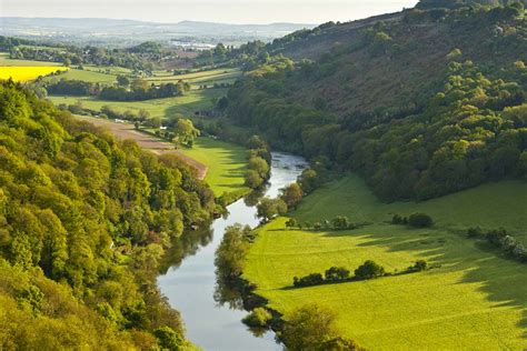 Places To Visit Cotswold Hills Country Park