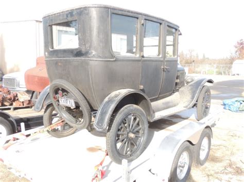 1923 MODEL T FORD FORDOR SEDAN SURVIVOR For Sale