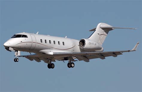 Bombardier Challenger 300 - On Demand Jet