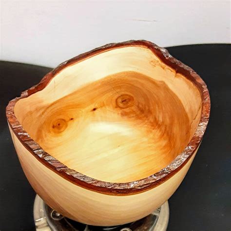 Woodturning Natural Edge Bowl Dovetail Workshop