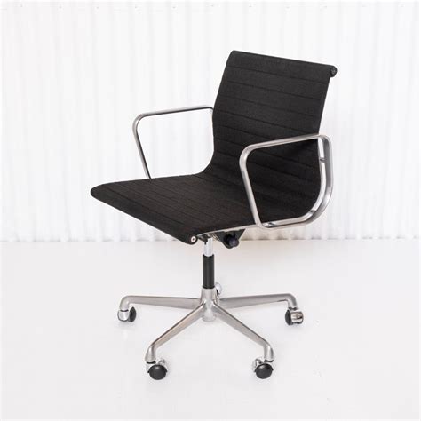 ICF Charles Eames Ray Eames Office Chair EA 117 Textiles