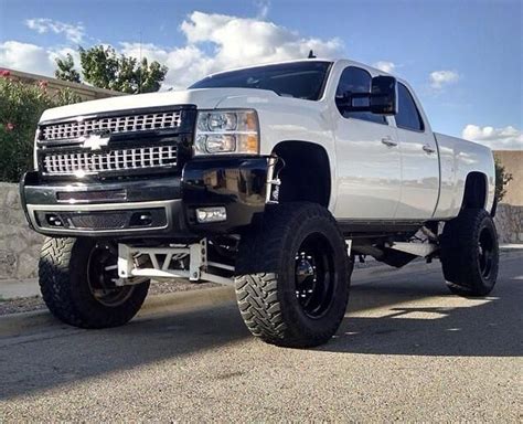 Lifted Trucks (@_LiftedTrucks_) on X | Lifted chevy trucks, Jacked up ...