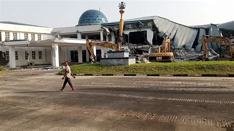 PHOTOS Rivers Begin Demolition Of Assembly Complex The Nation Newspaper