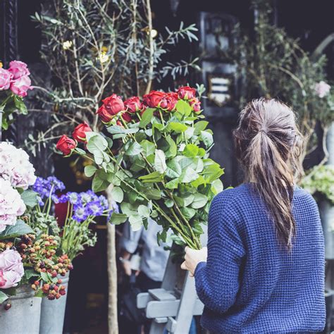 minutes dallas socials