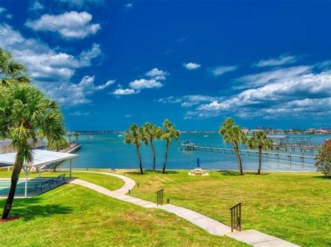 Belleair Bluffs Real Estate - Belleair Bluffs FL Homes For Sale | Zillow