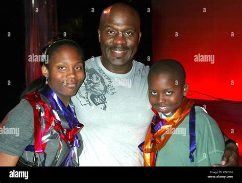 BeBe Winans and his children, Maya Winans and Benjamin Winans Gospel ...