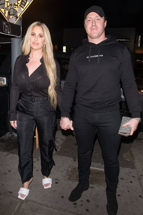 Jaw Dropping Kroy Biermann Surprises Kim Zolciak With An Unforgettable