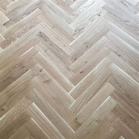 HERRINGBONE PARQUET FLOORING – Parquet Floors – Quality Oak Flooring