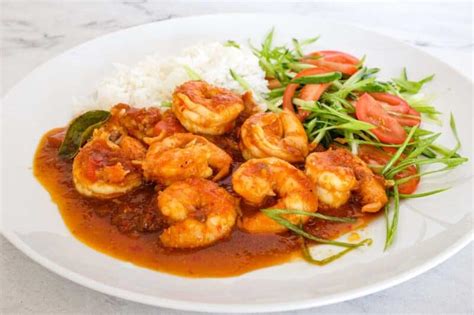 Sambal Udang (Sambal Prawns) - a recipe from Cook Eat World