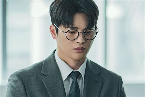 Seo In Guk Tiene Oportunidades En La Vida Despu S De Tocar Fondo En