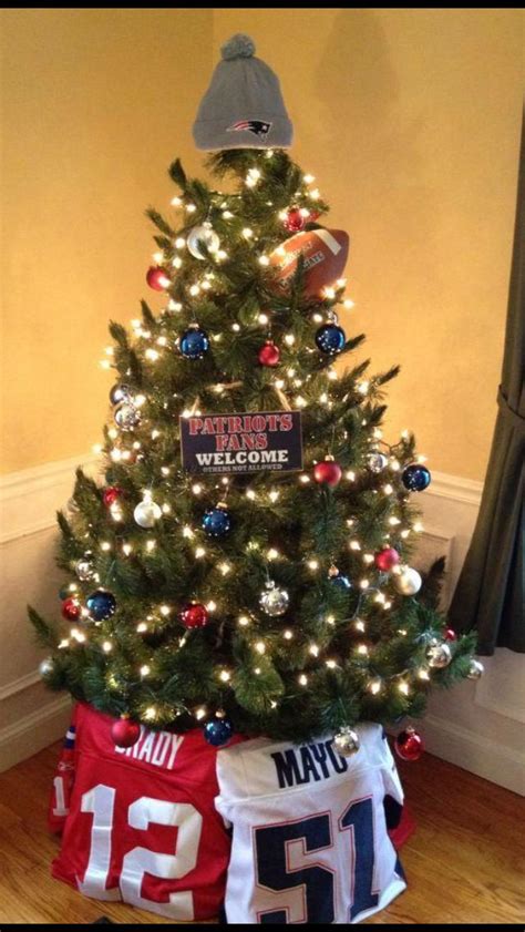 New England Patriots Christmas Tree (decorations) | Christmas tree ...