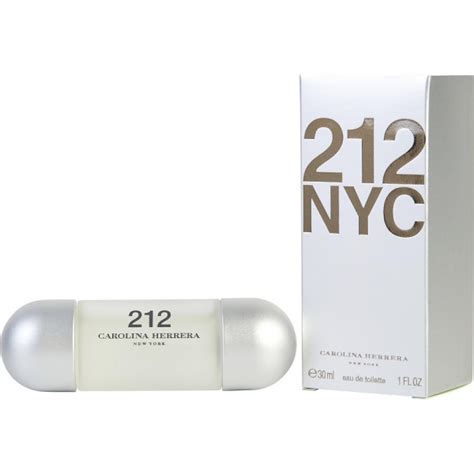 Eau De Toilette Spray Nyc De Carolina Herrera En Ml Pour Femme