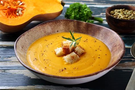 Vellutata Di Zucca La Ricetta Gustosa E Leggera Melarossa