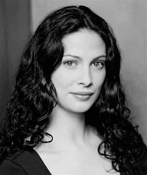 Joanne Kelly Biography Wiki Height Age Boyfriend And More