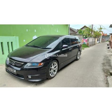 Mobil MPV Honda Odyssey RB1 Absolute Thn 2004 CBU Bekas Di Bekasi