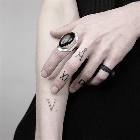 30 Unique And Cool Letter V Tattoo Designs & Ideas