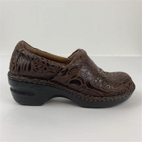 B O C Women S Peggy Clog Slip On Tooled Faux Leather Gem