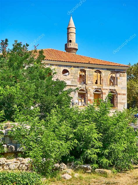 Mezquita Gazi Hassan Pasha Da Ada Por El Terremoto Que Azot El 21 De