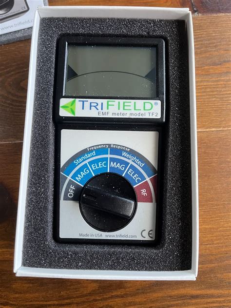 TRIFIELD EMF METER MODEL TF2 Electric Field Radio Frequent Free